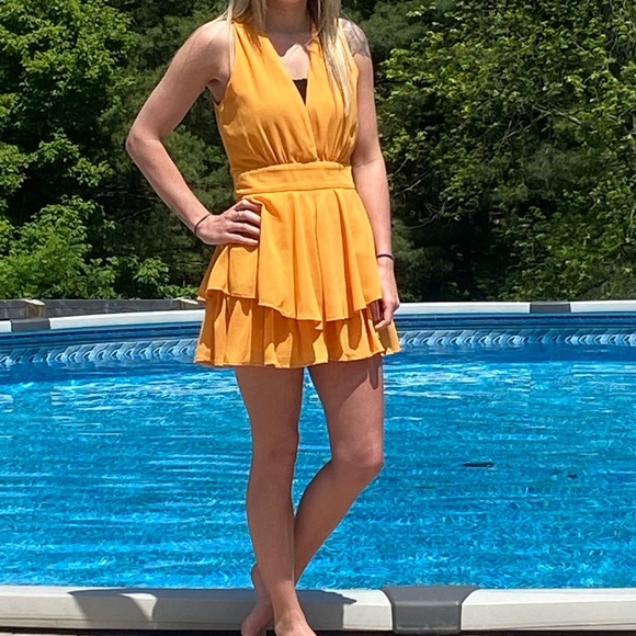 Fav Lux Melon Double Ruffle V Neck Romper - Picture 2 of 3